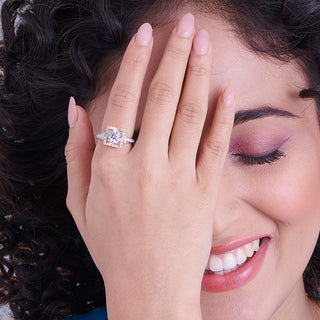 Pleat Golden Crown Solitaire 925 Sterling Silver Ring