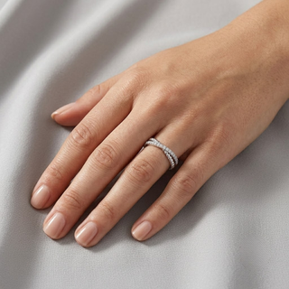 Wrap Rings in Silver: Why a Twist Sits Better Than a Straight Band