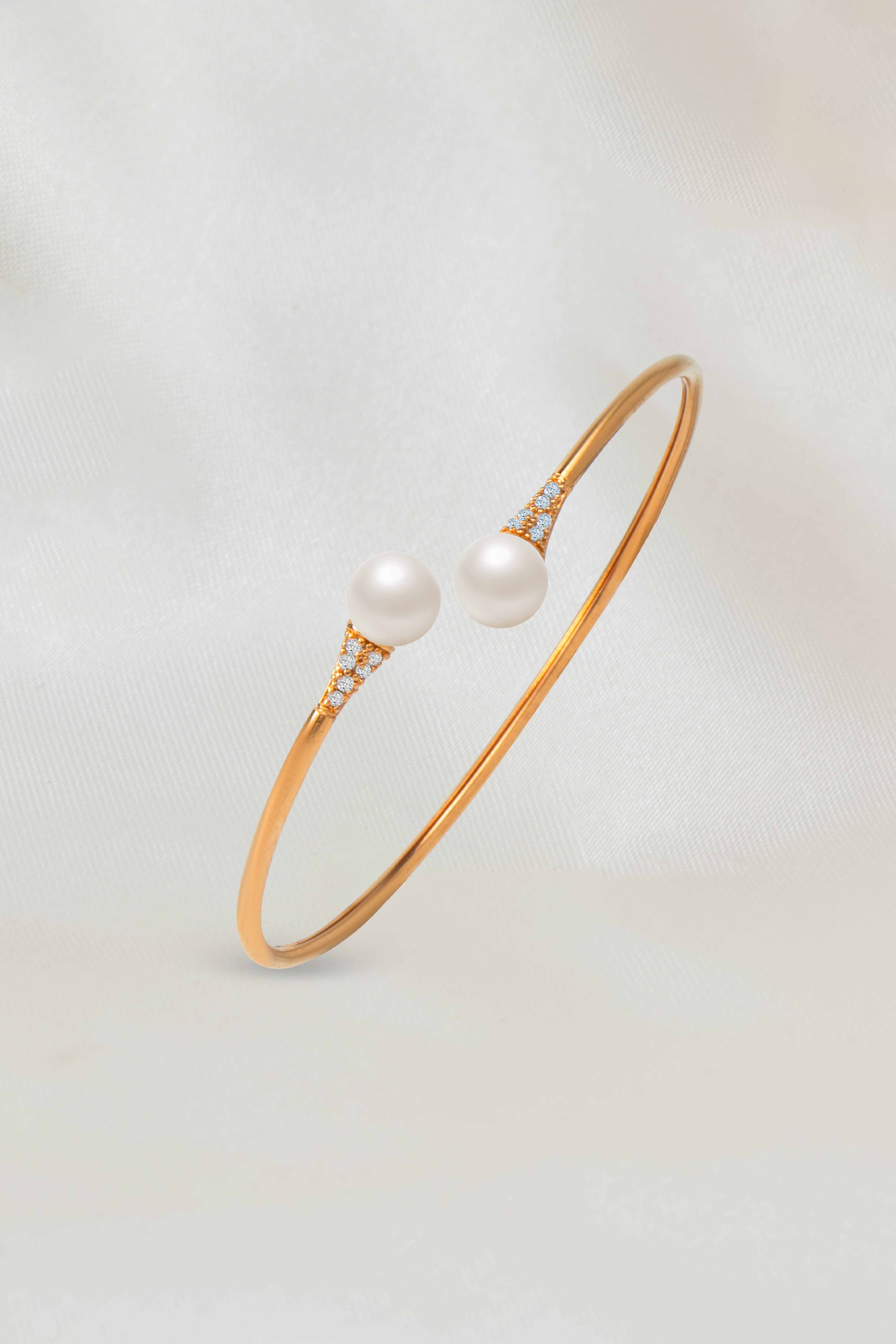 Golden Pearl Mridu Split Bracelet