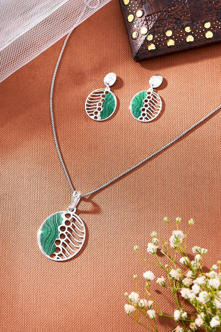 Nipura 925 sterling silver green enamel circular shape earrings