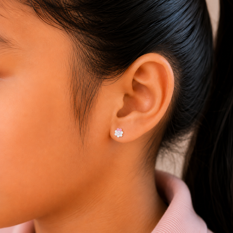 Charming Pink & White Enamel Daisy 925 Sterling Silver Stud Earrings