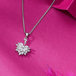 Grace of Peacock 925 Sterling Silver Pendant Set