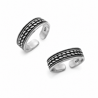 Nipura Twist turn Toe Ring in 92.5 Sterling Silver